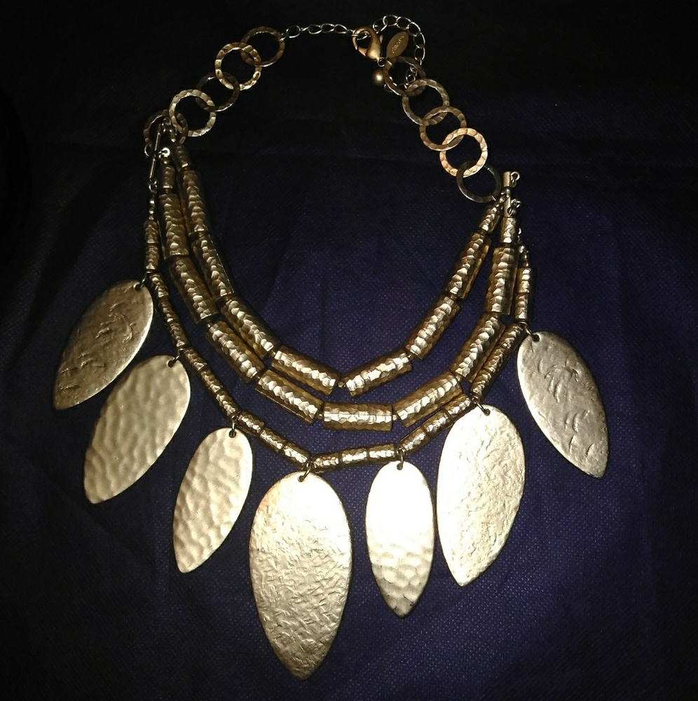 CHICO'S NECKLACE